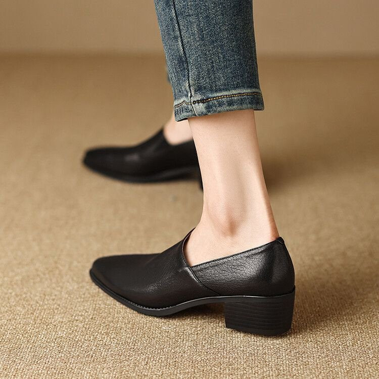 ✨ Spring/Summer Hot Sale 50% OFF 💕Women's Vintage Pointed Toe Slip-On Soft Shoes(The more you buy, the higher the discount)