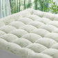 🔥Hete aanbieding 50% korting🔥Ondersteunende en warme dikke bedmatrasbeschermer