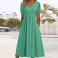 👗💙 50% KORTING! Alsof je een zomerbries in een jurk giet die je taille accentueert en je benen laat dansen! V-hals, korte mouwen, lange pasvorm – klaar voor strand, stad of terras.