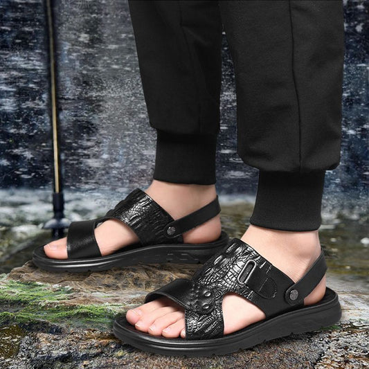 Ademende, holle herensandalen van rundleer met dubbele functie