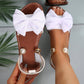 Stijlvolle parelkleurige sandalen met enkelbandje