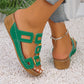 Zomerse strandsandalen voor dames met uitgesneden details en open teenzool en plateauzool.